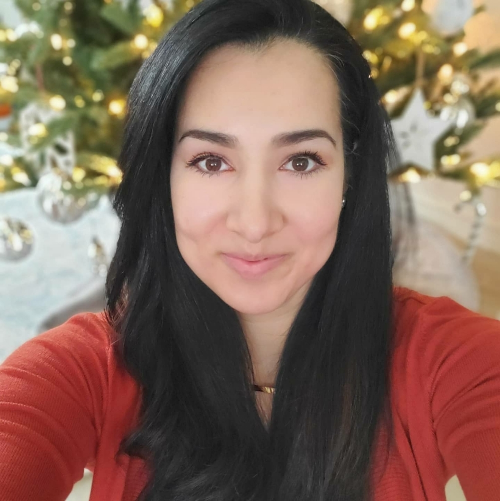 Meet your Posher, Leslie